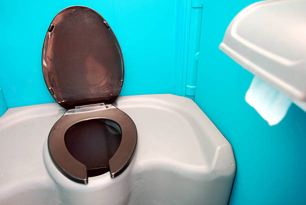 Best Portable restroom trailer rental  in Sandwich, IL